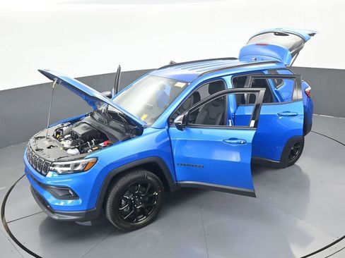 New 2026 Jeep Compass Latitude image 64
