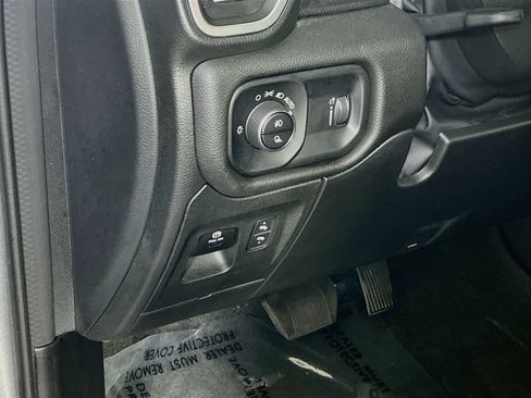 Used 2023 RAM 1500 Big Horn AWD/4WD image 10