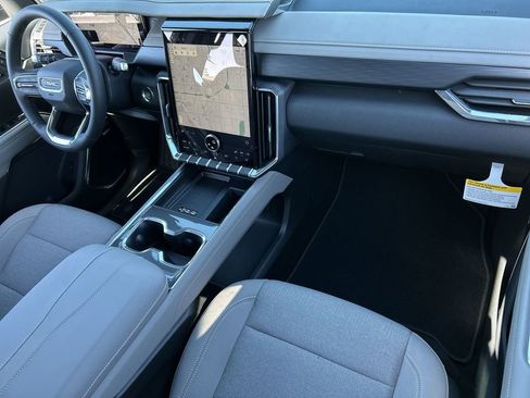 New 2026 GMC Acadia Elevation FWD image 29