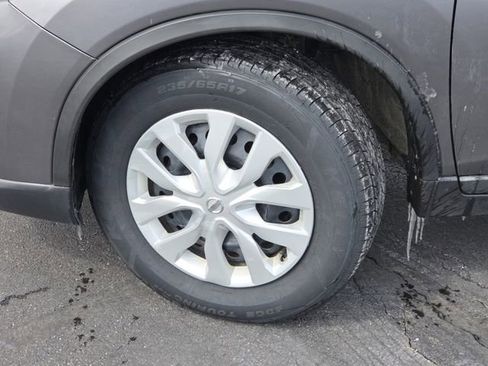 Used 2016 Nissan Rogue S image 17