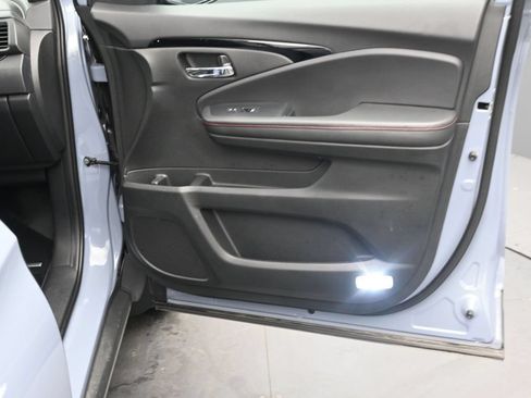 Used 2024 Honda Ridgeline Black Edition image 20