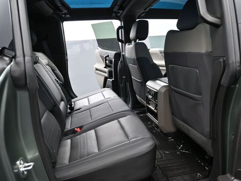 Used 2024 GMC Hummer EV 3X image 21