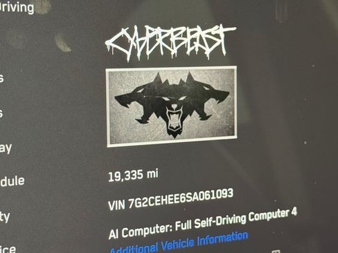 Used 2025 Tesla Cybertruck Cyberbeast AWD/4WD image 23