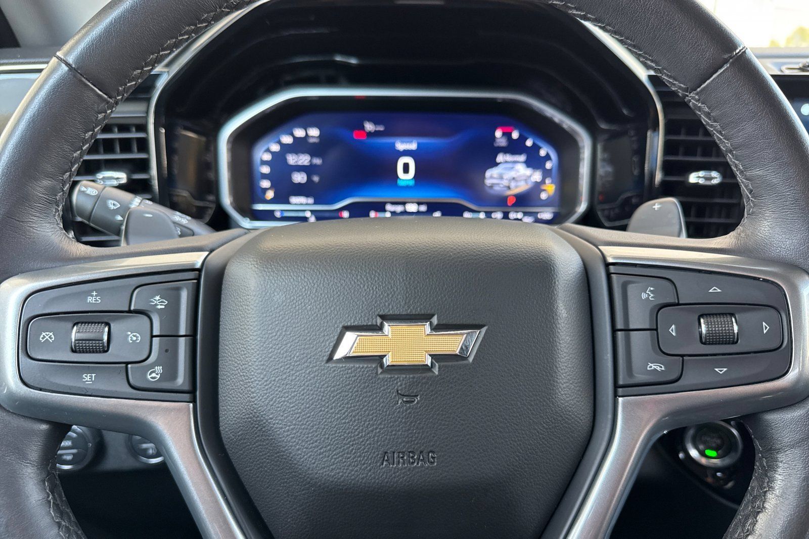 Certified 2023 Chevrolet Silverado 1500 LTZ AWD/4WD image 25