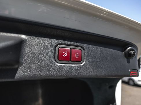 Used 2022 Mercedes-Benz S 580 4MATIC Sedan image 32