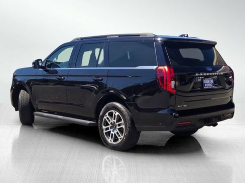 Certified 2025 Ford Expedition Active AWD/4WD image 6
