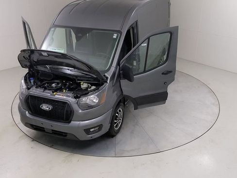New 2026 Ford Transit 250 148 Medium Roof RWD image 39