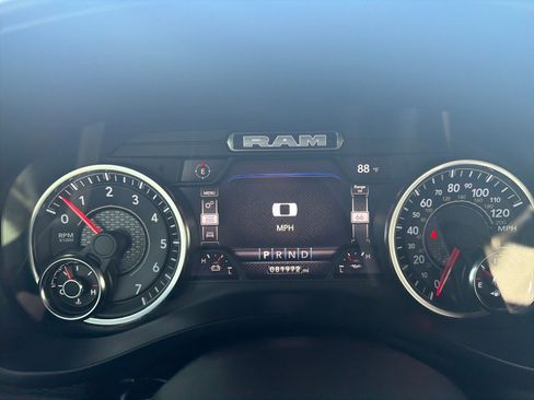 Used 2023 RAM 1500 Big Horn image 12