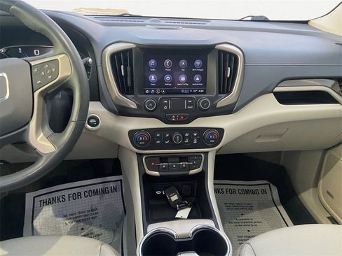 Used 2024 GMC Terrain Denali w/ Denali Premium Package image 11