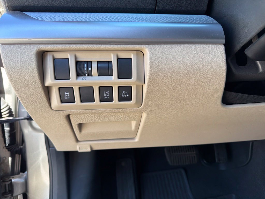 Used 2019 Subaru Outback 2.5i AWD/4WD image 13