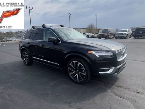 Used 2022 Volvo XC90 T8 Inscription Expression w/ Advanced Package image 2
