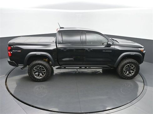 Used 2023 Chevrolet Colorado ZR2 w/ ZR2 Convenience Package III image 43