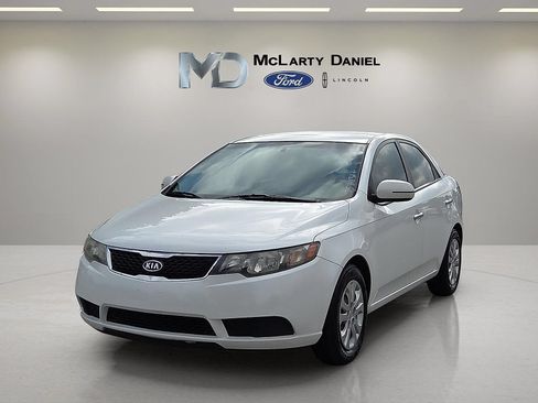 Used 2013 Kia Forte EX FWD image 2