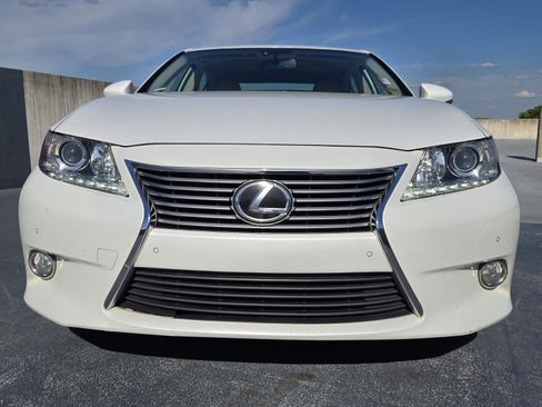 Used 2013 Lexus ES 350 w/ Luxury Pkg image 14