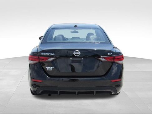 Used 2024 Nissan Sentra SV FWD image 5