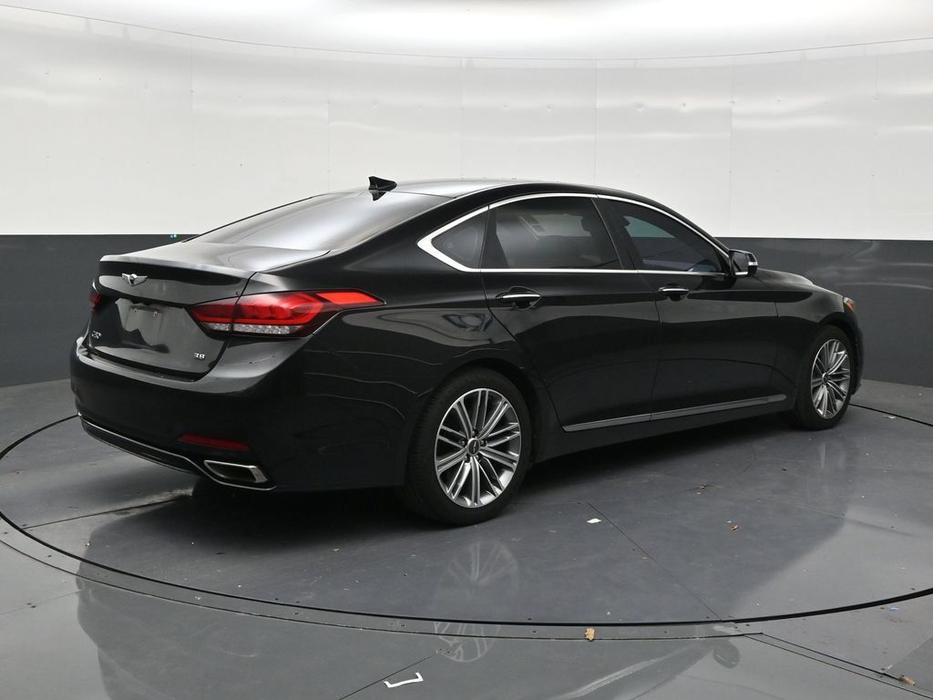 Used 2019 Genesis G80 3.8 RWD image 5