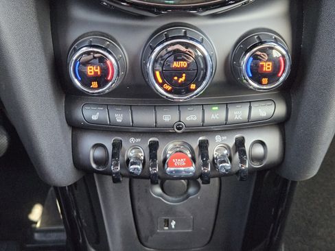 Used 2024 MINI Cooper Convertible image 21