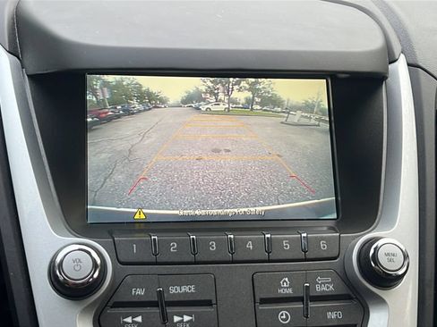 Used 2015 Chevrolet Equinox LT w/ Driver Convenience Package FWD image 17