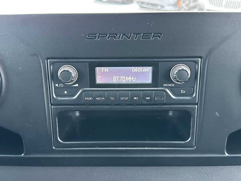 Used 2023 Mercedes-Benz Sprinter 2500 image 28
