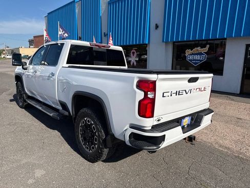 Used 2023 Chevrolet Silverado 2500 High Country w/ Z71 Off-Road Package AWD/4WD image 13