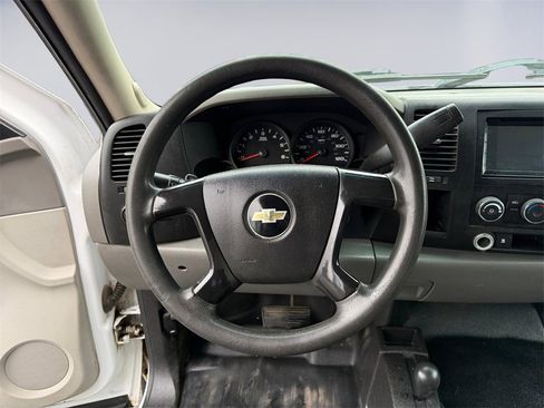 Used 2011 Chevrolet Silverado 1500 W/T image 13