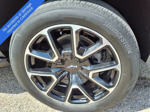 Used 2023 Chevrolet Tahoe RST w/ Luxury Package AWD/4WD image 10
