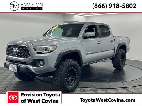 Used 2019 Toyota Tacoma TRD Off-Road image 1