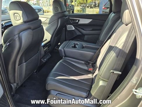 Certified 2025 Acura MDX w/ Technology Package image 9