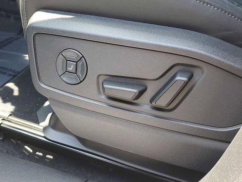 New 2026 Audi SQ5 Premium Plus AWD/4WD image 17