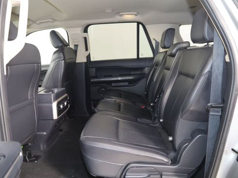 Used 2024 Ford Expedition Max XLT image 45