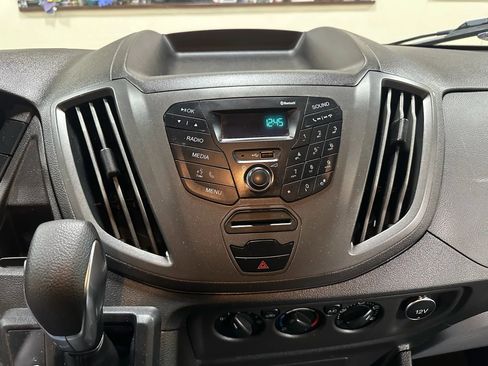 Used 2019 Ford Transit 150 XL image 44