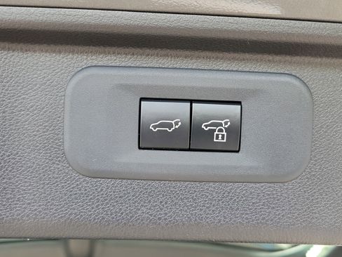 Used 2026 Toyota Grand Highlander AWD image 12