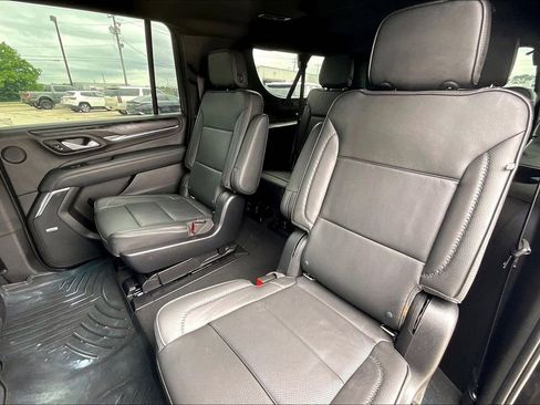 Used 2021 GMC Yukon XL Denali w/ LPO, Illumination Package AWD/4WD image 19