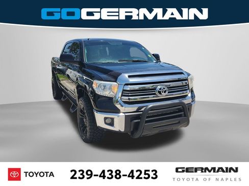 Used 2017 Toyota Tundra SR5 w/ SR5 Upgrade Package AWD/4WD image 5