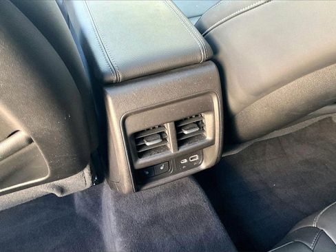 Certified 2023 Cadillac XT4 Premium Luxury w/ Cold Weather Package image 10