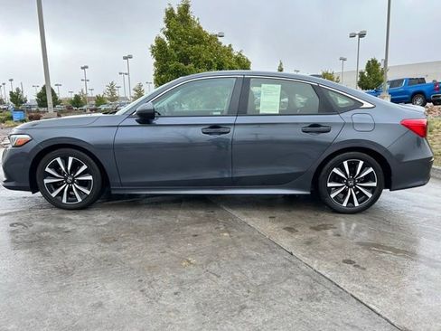 Used 2022 Honda Civic EX image 4
