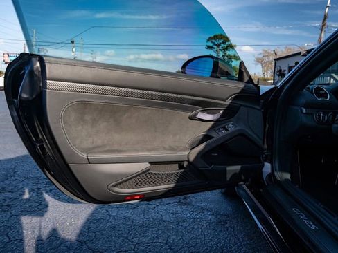 Used 2024 Porsche 718 Cayman GT4 RS image 51