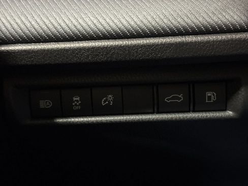 Used 2026 Toyota Camry SE FWD image 18