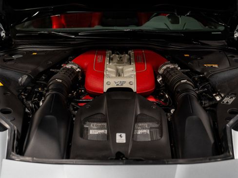 Used 2019 Ferrari 812 Superfast $400k MSRP. $30,000 In upgrade image 38