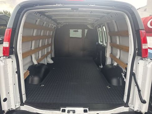 Used 2023 GMC Savana 2500 w/ Driver Convenience Package image 22