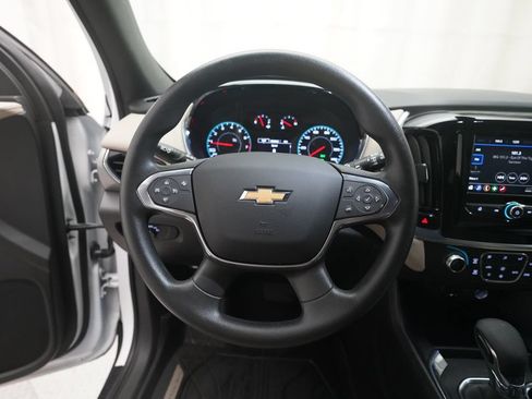 Used 2023 Chevrolet Traverse LS w/ Safety Package AWD/4WD image 4