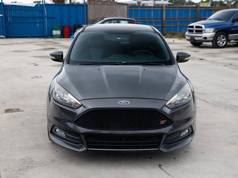 Used 2016 Ford Focus ST image 12