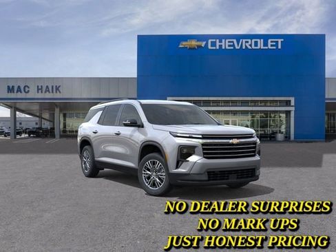 New 2026 Chevrolet Traverse LT FWD image 1