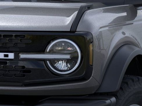 New 2025 Ford Bronco Badlands image 95