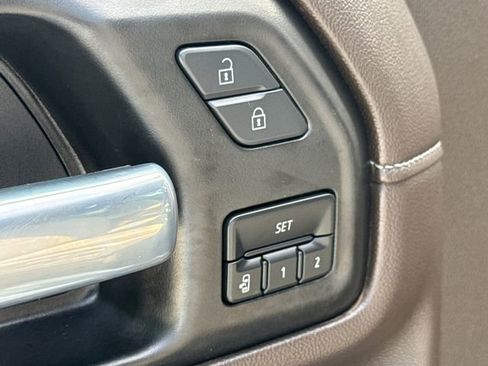 Used 2022 Chevrolet Silverado 3500 LTZ w/ LTZ Texas Edition AWD/4WD image 19