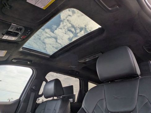 Used 2023 Kia Telluride SX Prestige X-Pro image 18