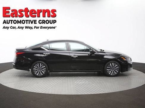 Used 2023 Nissan Altima 2.5 SV w/ SV Premium Package FWD image 46