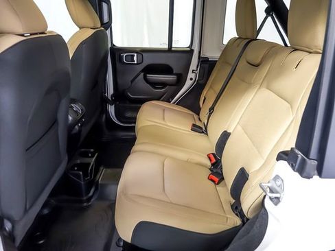 Used 2021 Jeep Wrangler Unlimited Sport AWD/4WD image 14