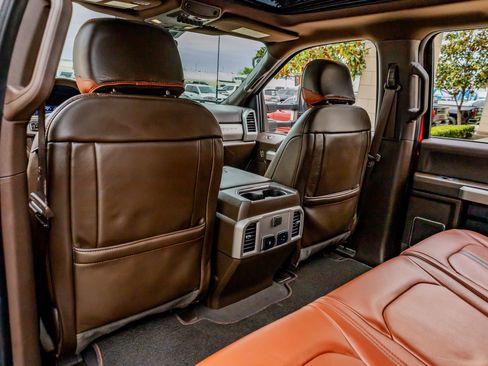 Used 2022 Ford F350 King Ranch w/ King Ranch Ultimate Package AWD/4WD image 32