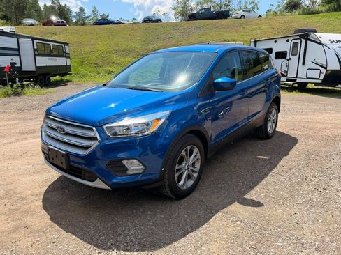 Used 2019 Ford Escape SE AWD/4WD image 1